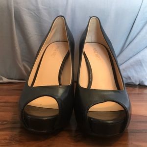 Nine West heel